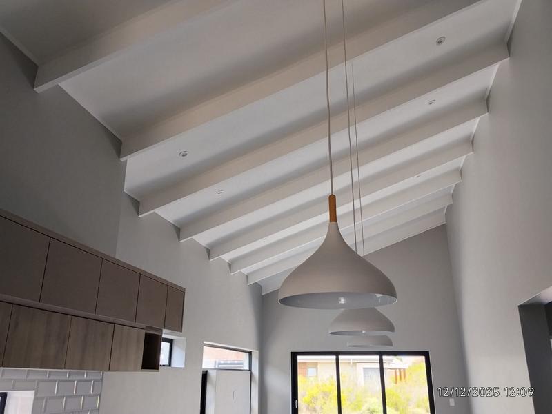 To Let 3 Bedroom Property for Rent in Paradise Coast Western Cape